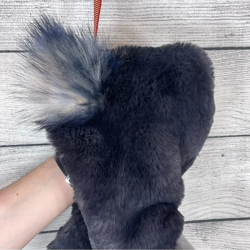 Bandits Girls Gray Faux Fur Cape Sz M